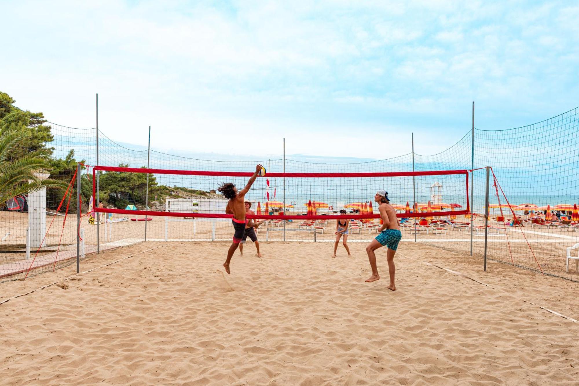 Villaggio Camping Punta Lunga 비에스테 외부 사진