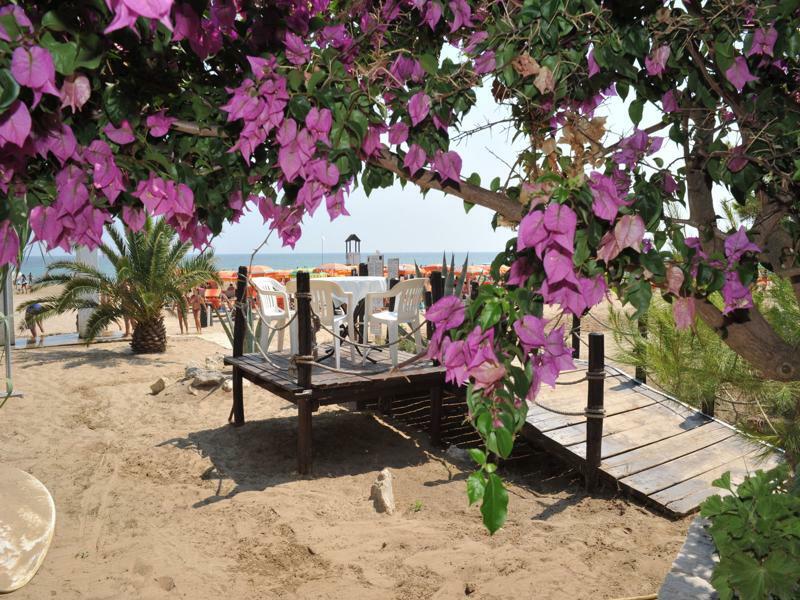 Villaggio Camping Punta Lunga 비에스테 외부 사진