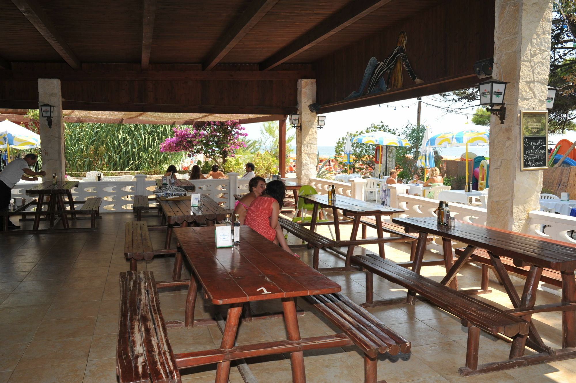 Villaggio Camping Punta Lunga 비에스테 외부 사진