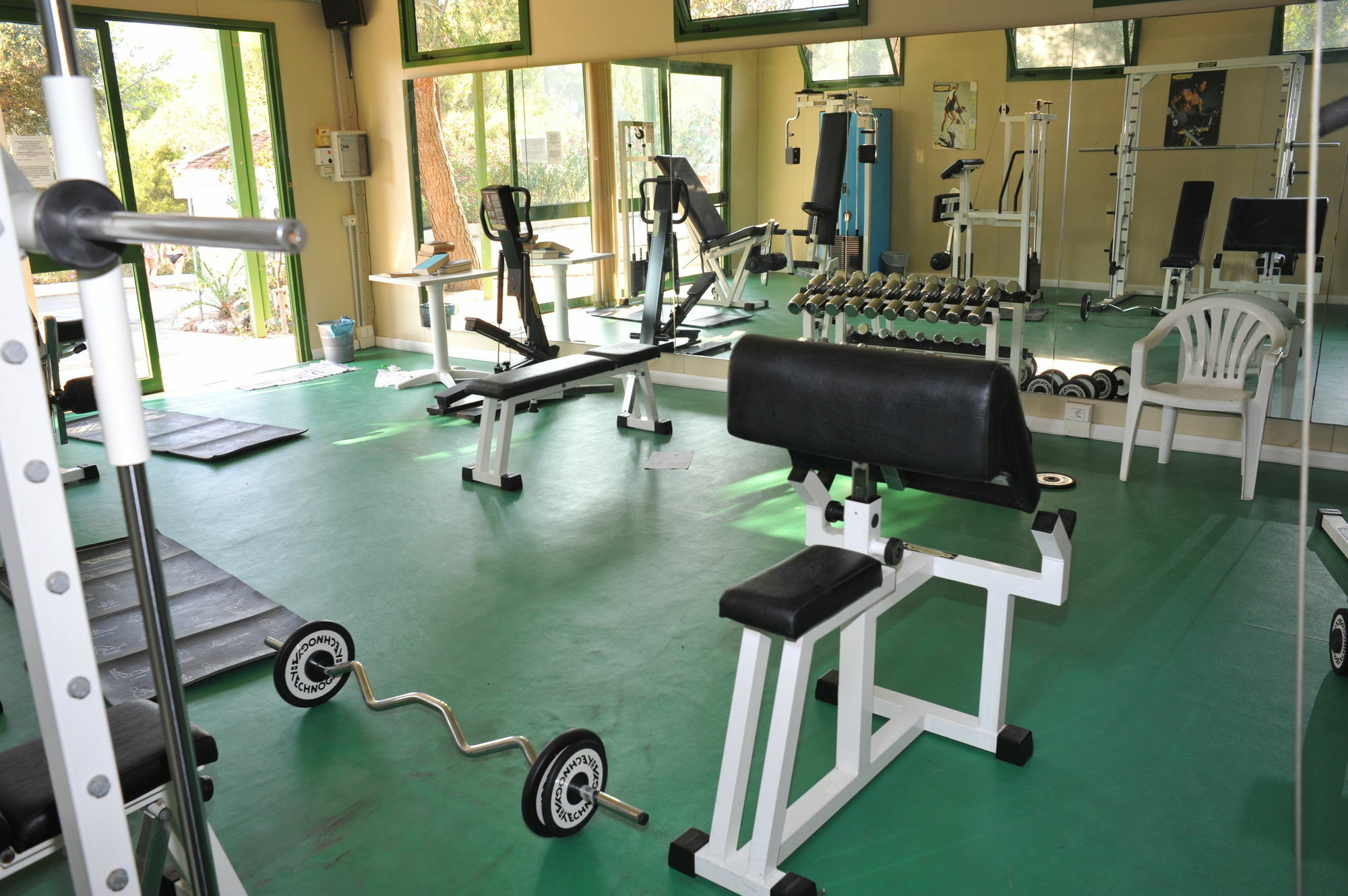 Villaggio Camping Punta Lunga 비에스테 외부 사진